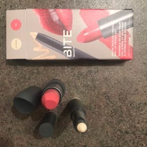 Bite amuse bouche lipstick and primer kit in fig